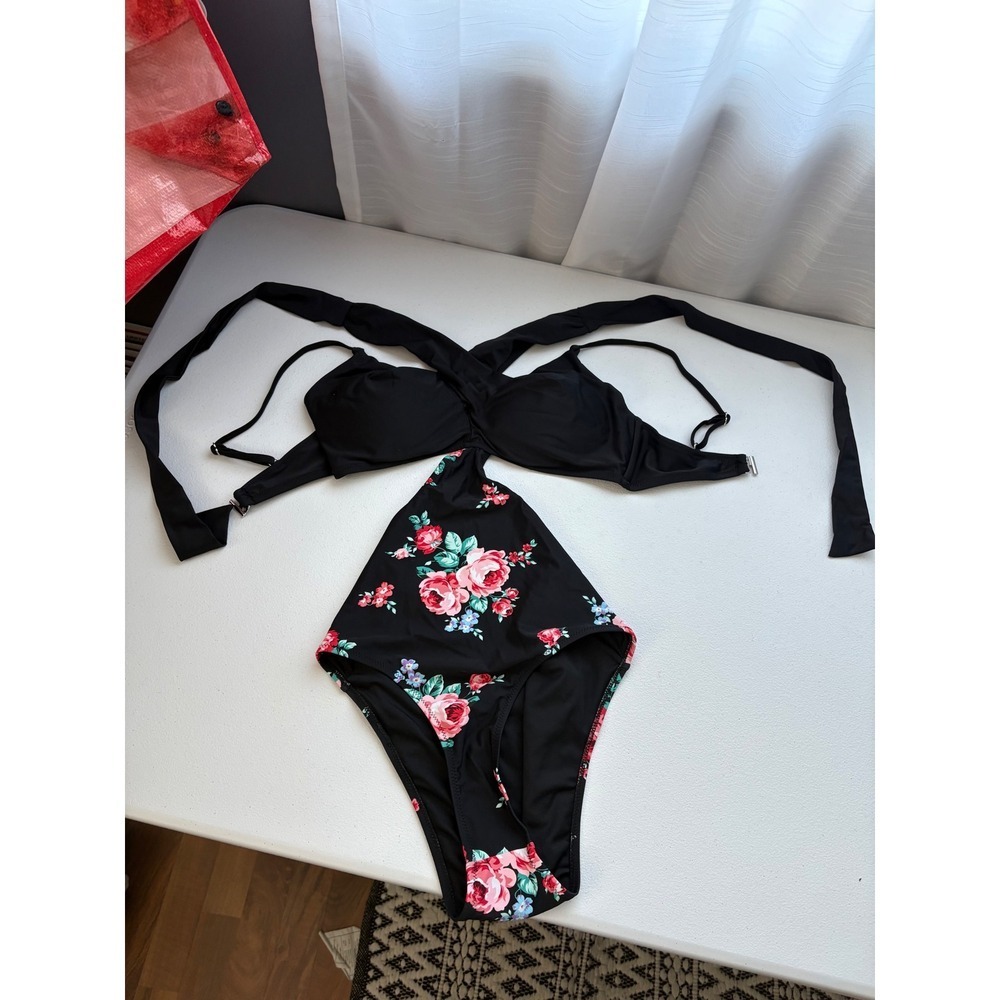 Cupshe One Piece Swimsuit Floral Print‎ Tie Back Padded Swimwear Medium